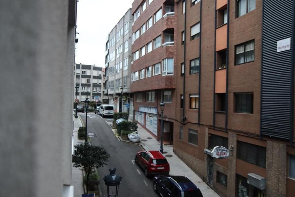 Apartamento Acogedor, Con Garaje, Centrico. Vigo Exterior foto