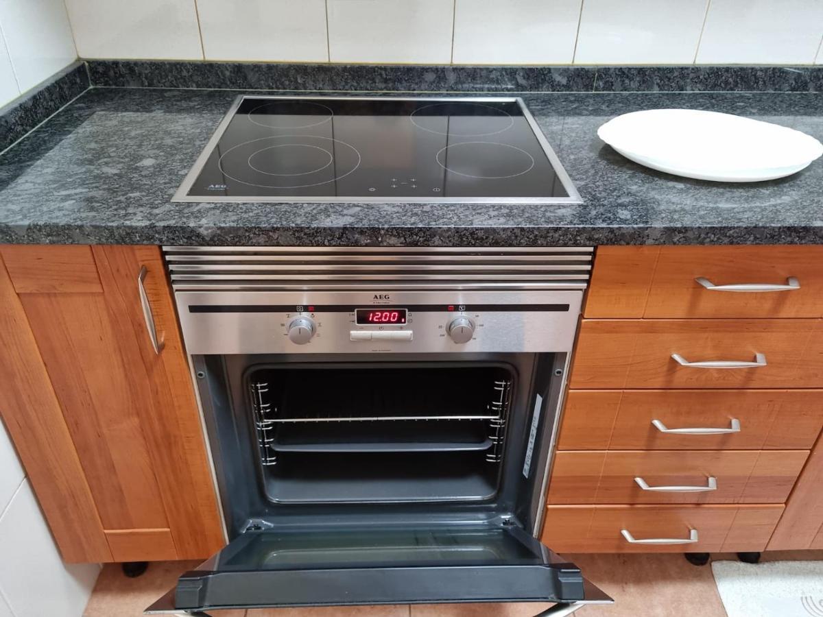 Apartamento Acogedor, Con Garaje, Centrico. Vigo Exterior foto