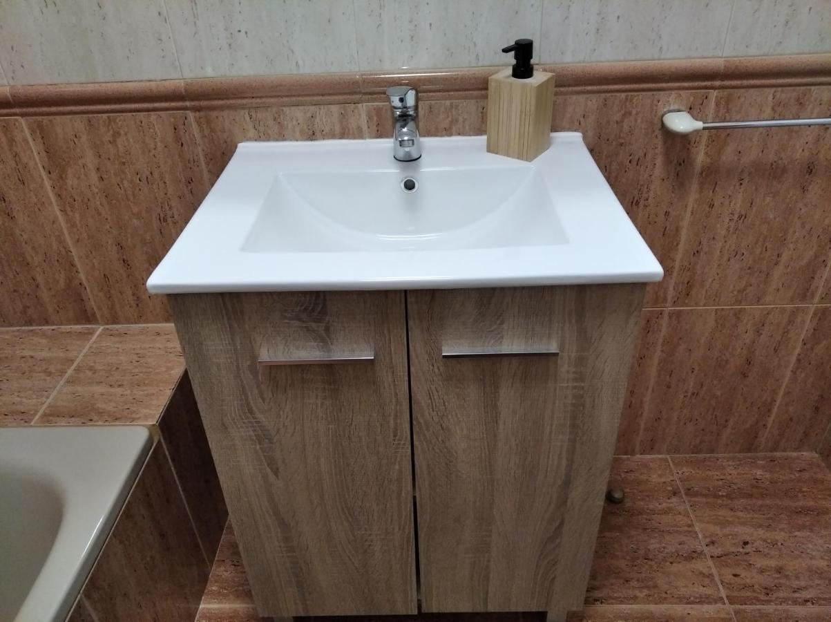 Apartamento Acogedor, Con Garaje, Centrico. Vigo Exterior foto