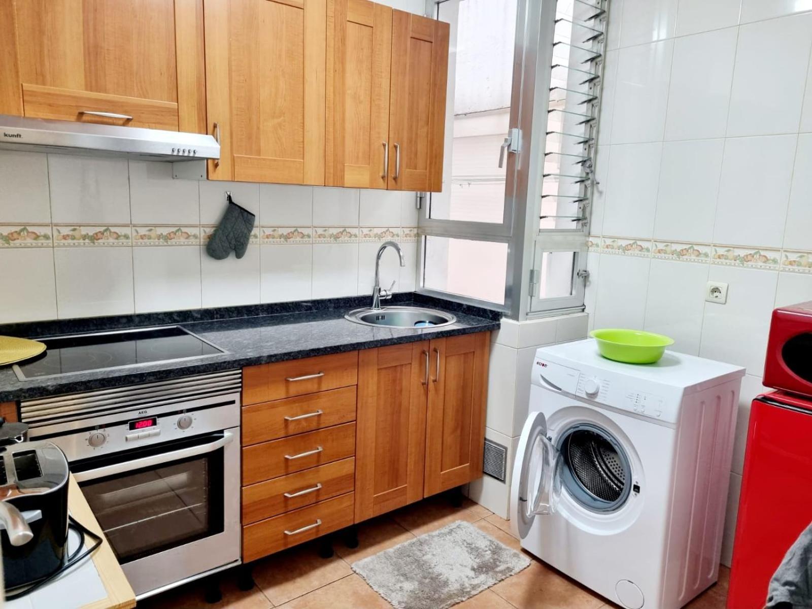 Apartamento Acogedor, Con Garaje, Centrico. Vigo Exterior foto